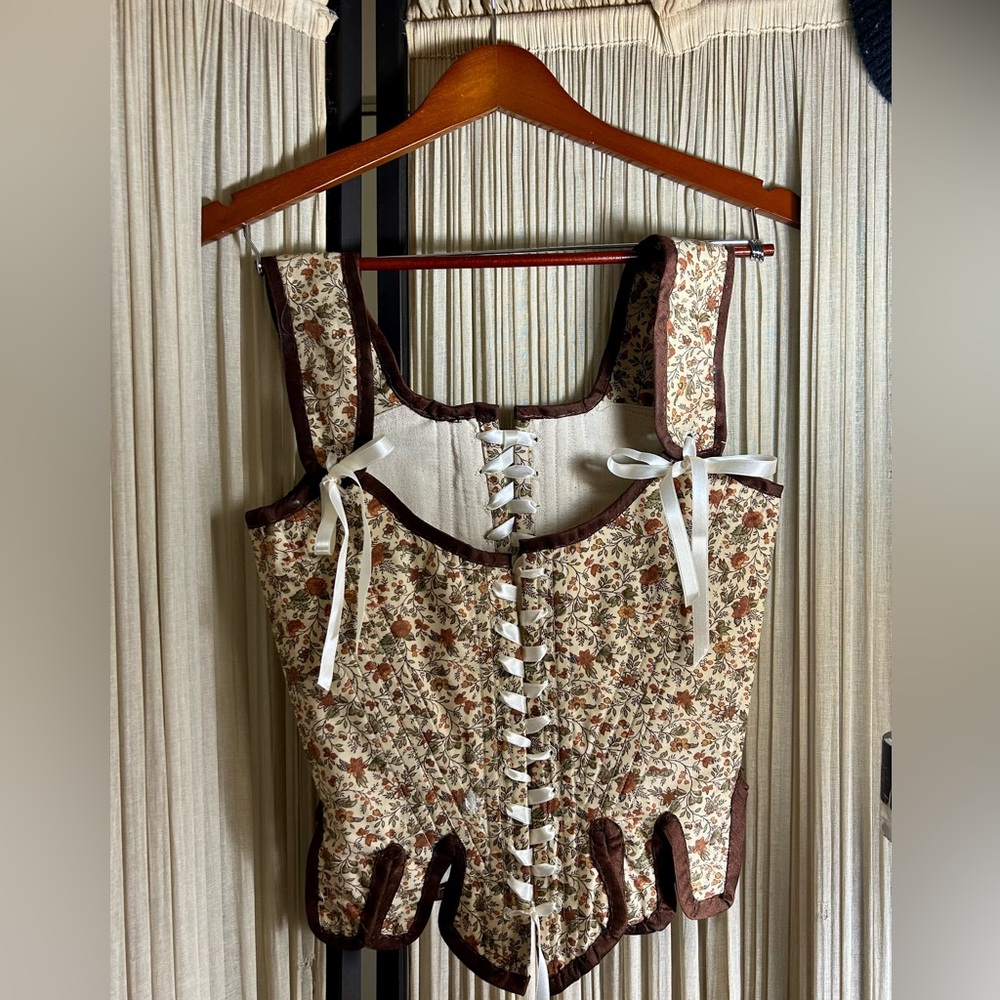 17th Century Front / back lace Stay  🍃🌸🍃